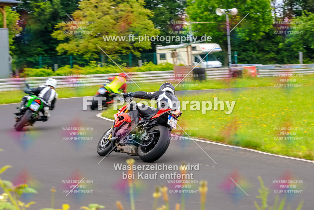 VBK-7539 | Hier findet Ihr Bilder von Touristenfahrten auf der Nürburgring Nordschleife oder von anderen Veranstaltungen die ich besucht habe. Viel Spass beim Durch Schauen 