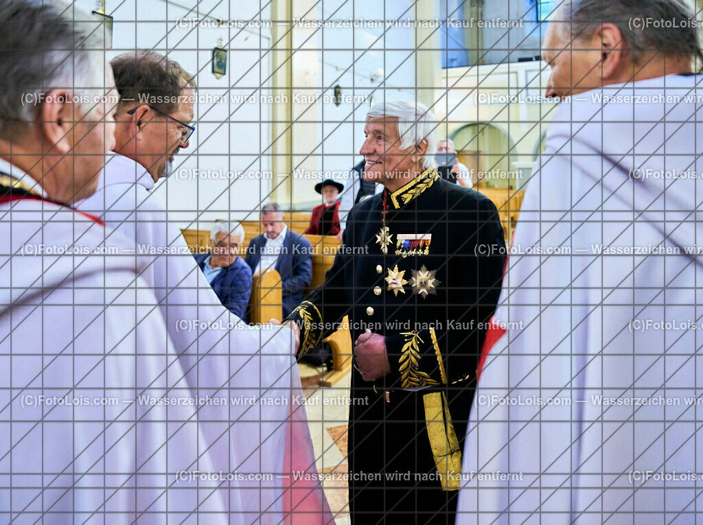 ALP3799_Jeanne de Ferrette_Templer Orden_Hildebrand Walter | (C)FotoLois.com, Alois Spandl, 700stes Hochzeitsjubiläum - Albrecht II. mit Johanna von Pfirt in Thann (FR) im März 2024. Empfang des Organistionskommitees aus der Region Ferrette (Pfirt)/Thann aus dem Elsass mit Empfang durch die Stadtgemeinde und Bezirkshauptmannschaft Scheibbs im Schloss Scheibbs und anschließender Kranzniederlegung in der Kartausenkirche über der Krypta des Gründerehepaares durch Mitglieder des Templer Ordens im Beisein von Mitgliedern der Goldhaubengruppen, Fr 22. September 2023.