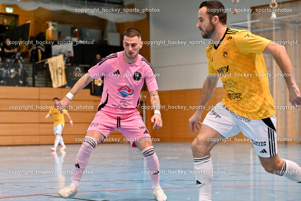Carinthia Flamengo Futsal Club vs. FC Ljuti Krajisnici | #24 Zoran Vukovic Carinthia Flamengo, #7 Nermin Dzinic FC Ljuti Krajisnici, Carinthia Flamengo Futsal Club vs. FC Ljuti Krajisnici, Carinthia Flamengo Futsal Club vs. FC Ljuti Krajisnici am 05.01.2025 in Klagenfurt (Ballspielhalle Viktring), Austria, (Photo by Bernd Stefan)