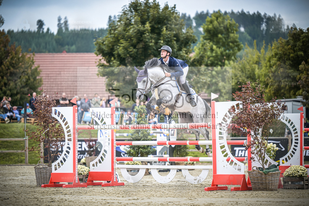 DOS_0554 | Entdecke hochwertige Reitturnierfotos von Foto Oger. Professionell, emotional und authentisch – jetzt Lieblingsmomente im Shop bestellen. - Realisiert mit Pictrs.com
