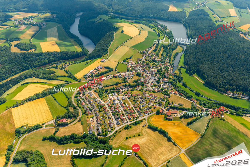 Das Luftbild zeigt :  Trausnitz - Die Luftaufnahme wurde 2023 vom UL-Flugzeug aus erstellt ( keine Drohne ) - Hochauflösende Luftaufnahme - Für grossformatige Ausdrucke geeignet. Die Geschenkidee !Mit Lizenz und Bildrechte bestellbar