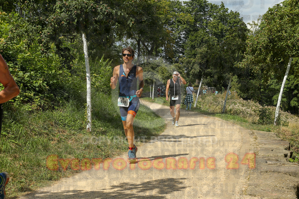 250824_1336_EX1_2962 | Sportfotografie im Rhein-Sieg Kreis, Köln, Bonn, NRW, Rheinland Pfalz, Hessen, etc. Unser Tätigkeitsfeld umfasst den Laufsport vom Volkslauf über den Marathon, Duathlon, Triathon bis zum Ultralauf wie Kölnpfad Ultra oder Schindertrail.