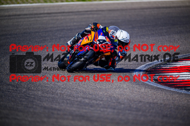 MaZZes_FotoMatrix_240901_6007705_7604 | SSP300