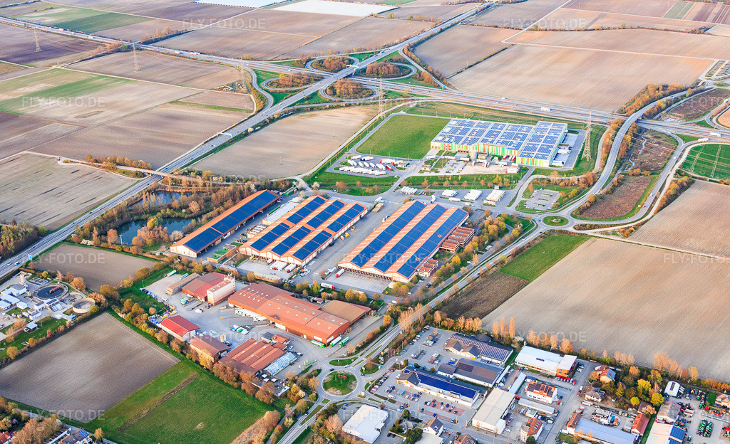 Luftbild: Hallen des Pfalzmarkt für Obst und Gemüse eG in Mutterstadt im Bundesland Rheinland-Pfalz in Deutschland. Foto: IMG_153634.jpg vom 23.03.2026 durch Werner Riehm/FLY-FOTO.deAuflösung des Originals: 5906 x 3601 pxPfalzmarkt