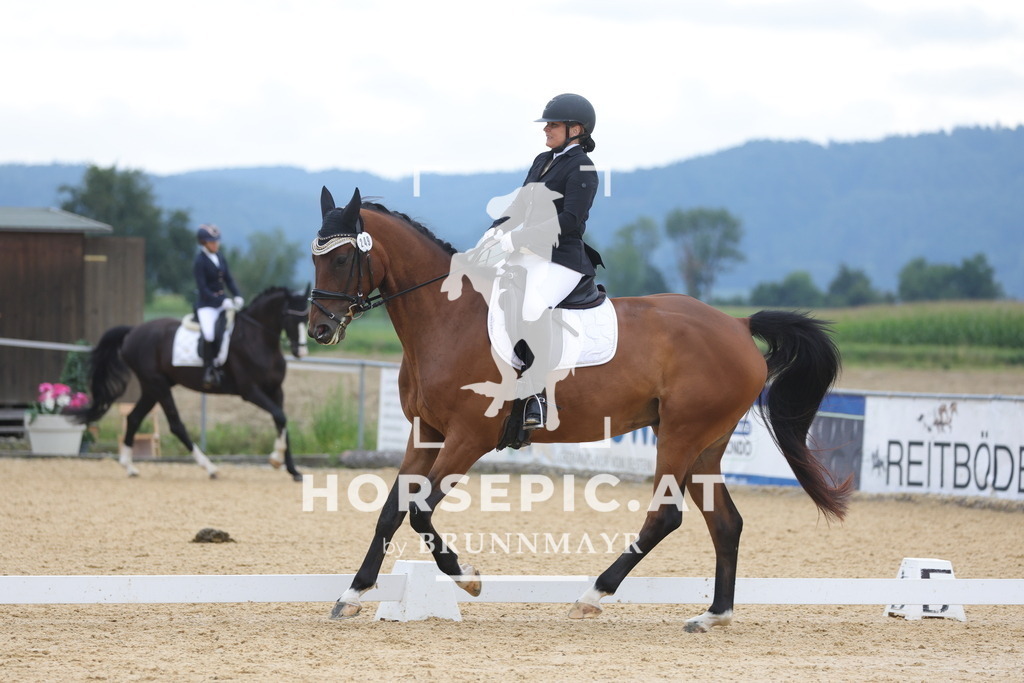 0P6A8177 | Willkommen bei Brunnmayr - Design & Fotografie – Ihrem Spezialisten für Reitturniere und Pferdeveranstaltungen in Oberösterreich, Salzburg und Bayern! Seit über 17 Jahren sind wir leidenschaftlich dabei.