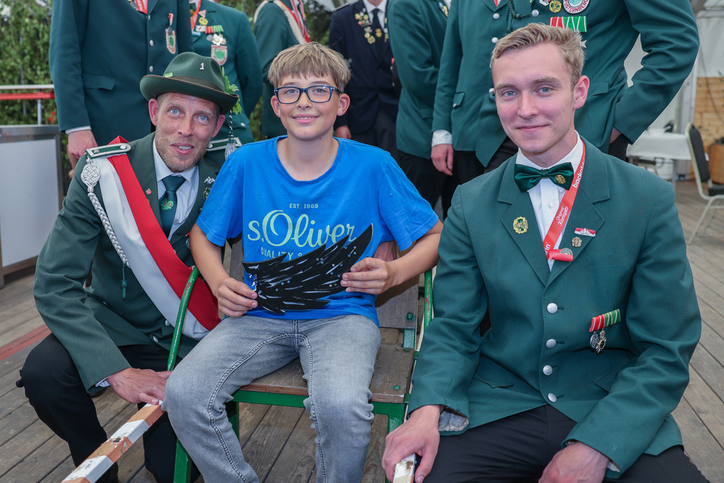 top-top.de-250531-065 | Foto, Video, Fotografie, Videografie, Fotobox, DJ, Discjockey, Musik, Musikbox, Veranstaltung, Photobooth, Amazon, Ebay, Buchtipp, Bestseller, Autor, Verlag, Buch, Wesel, Hamminkeln, NRW, Dinslaken, Rees, Drohne, Hochzeit, Party, Fotobox, Wesel, Fotograf