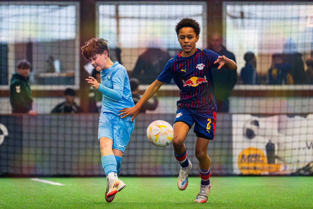 blr.pics-256 | Professionelle Fußball- und Sportfotografie. Spielbilder online ansehen und kaufen – Einzelbilder oder komplette Galerien in hoher Qualität. - Realisiert mit Pictrs.com