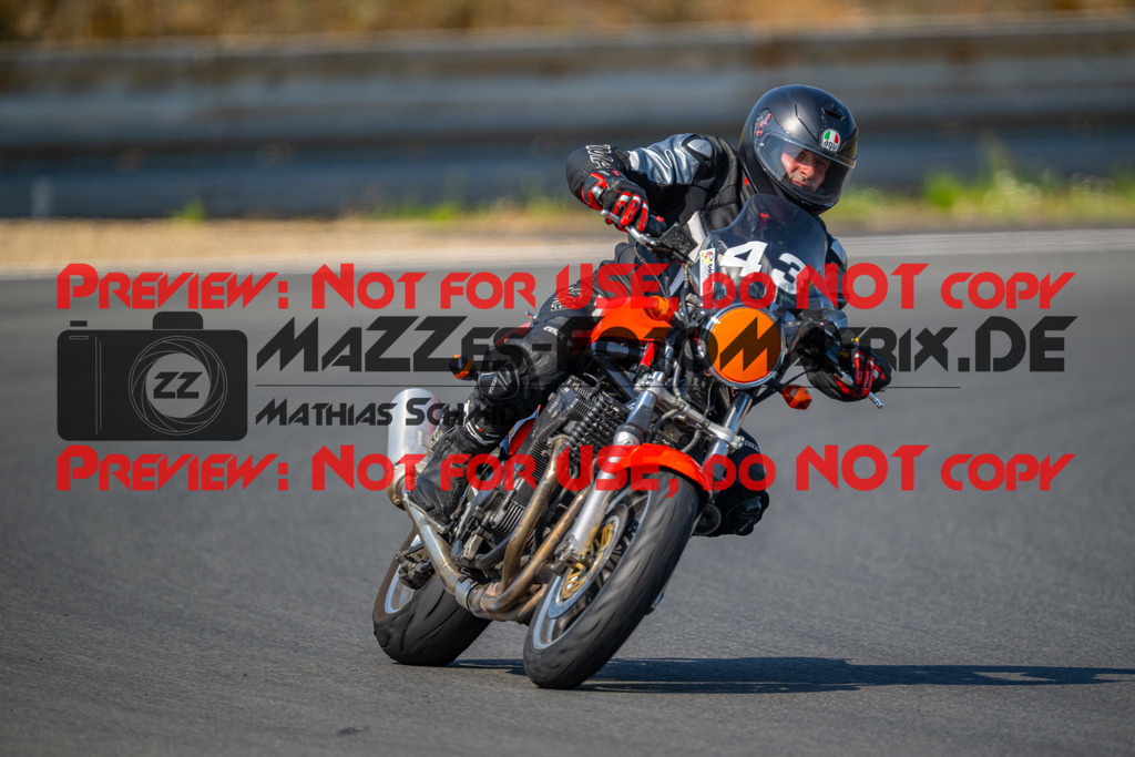 MaZZes-Fotomatrix-20260805-525369 | OPEN