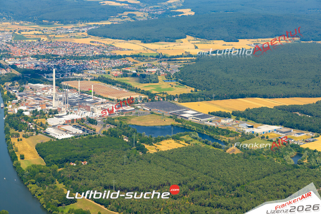 Das Luftbild zeigt :  Erlenbach am Main - Die Luftaufnahme wurde 2023 vom UL-Flugzeug aus erstellt ( keine Drohne ) - Hochauflösende Luftaufnahme - Für grossformatige Ausdrucke geeignet. Die Geschenkidee !Mit Lizenz und Bildrechte bestellbar
