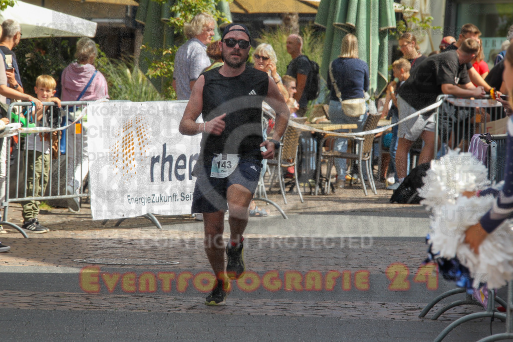 250824_1246_EV4_9477 | Sportfotografie im Rhein-Sieg Kreis, Köln, Bonn, NRW, Rheinland Pfalz, Hessen, etc. Unser Tätigkeitsfeld umfasst den Laufsport vom Volkslauf über den Marathon, Duathlon, Triathon bis zum Ultralauf wie Kölnpfad Ultra oder Schindertrail.