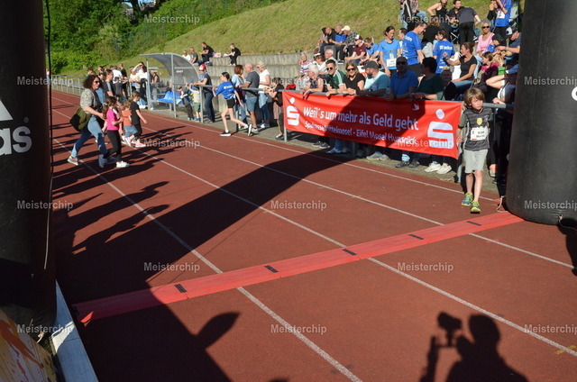 18-14-34_ | Meisterchip Fotoshop - Realisiert mit Pictrs.com