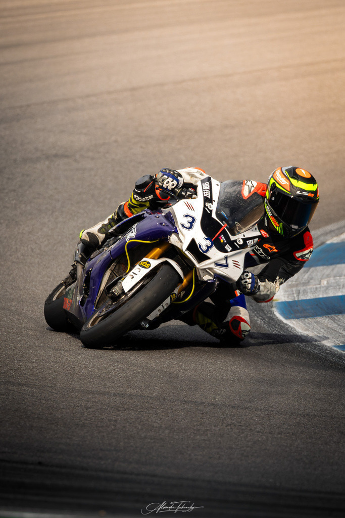 Ducati Trackday Hockenheimring 2026 | Entdecken Sie die faszinierende Welt von Alexander Tschuncky Arts: Kreative Fotografie, atemberaubende Automobilkunst und hochwertiger Bilderdruck. Lassen Sie sich inspirieren! - Realisiert mit Pictrs.com