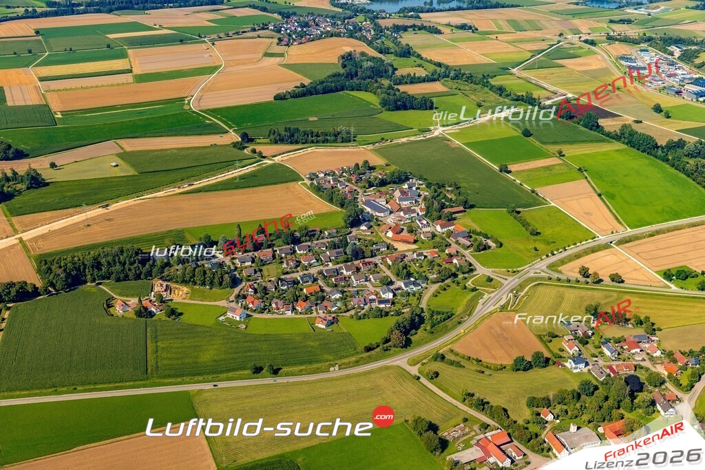 Schöne Luftaufnahme als Geschenk in Kleinanhausen Burgau - Die Luftbildaufnahme wurde 2025 vom UL-Flugzeug heraus erstellt ( keine Drohne ) - Hochauflösende Luftaufnahme -Nicht vergleichbar mit Google Maps oder Satelittenbilder- Die Geschenkidee !Mit Lizenz und Bildrechte bestellbar