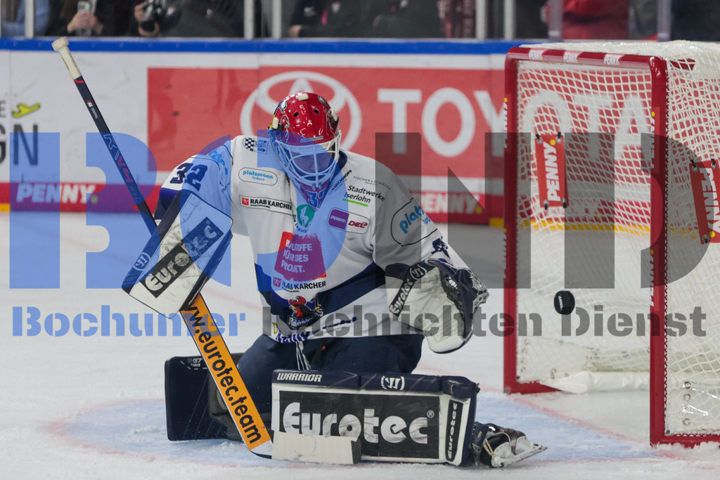 SES_KOLISE20251012-17 | bond - Realisiert mit Pictrs.com