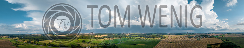 DJI_20230729191318_0061_D-Pano | Fotos:
Tom Wenig
https://www.tomwenig.de - Realisiert mit Pictrs.com