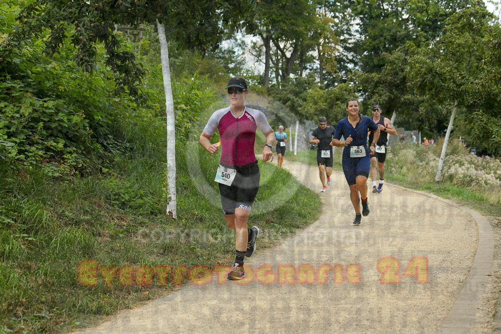 250824_1420_EX1_5868 | Sportfotografie im Rhein-Sieg Kreis, Köln, Bonn, NRW, Rheinland Pfalz, Hessen, etc. Unser Tätigkeitsfeld umfasst den Laufsport vom Volkslauf über den Marathon, Duathlon, Triathon bis zum Ultralauf wie Kölnpfad Ultra oder Schindertrail.