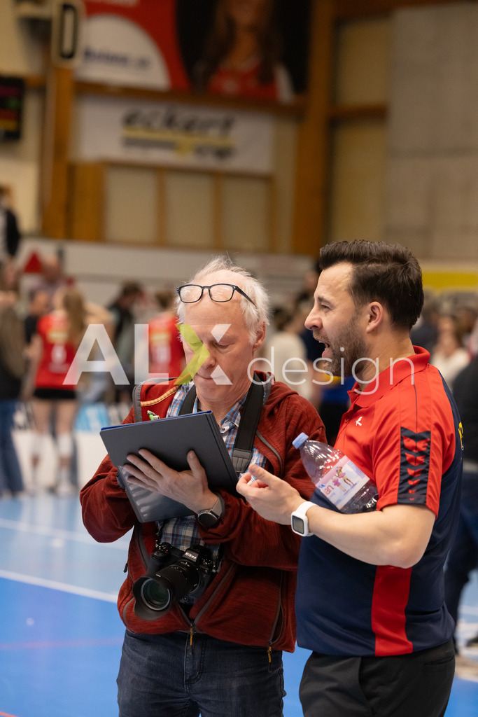 Volleyball I Frauen I Saison 2025-2026 I Volleyball NLA | Women I 1/2 Finals I  VC Kanti Schaffhausen - Sm'Aesch Pfeffingen I 22.03.2026 | Nicki Neubauer im Interview - Realisiert mit Pictrs.com