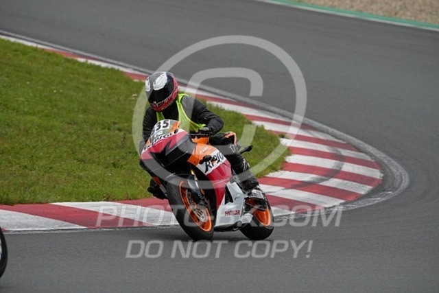 2024_06_21_PBK_17934 | Sportfotografie; SlowMotion; Video; Rennstrecke; Hafeneger; Speer; Racing; RSE; BMW; CBO; Trackday; Motorsportarena; Hockenheimring; Brno; Most; Barcelona; Valencia