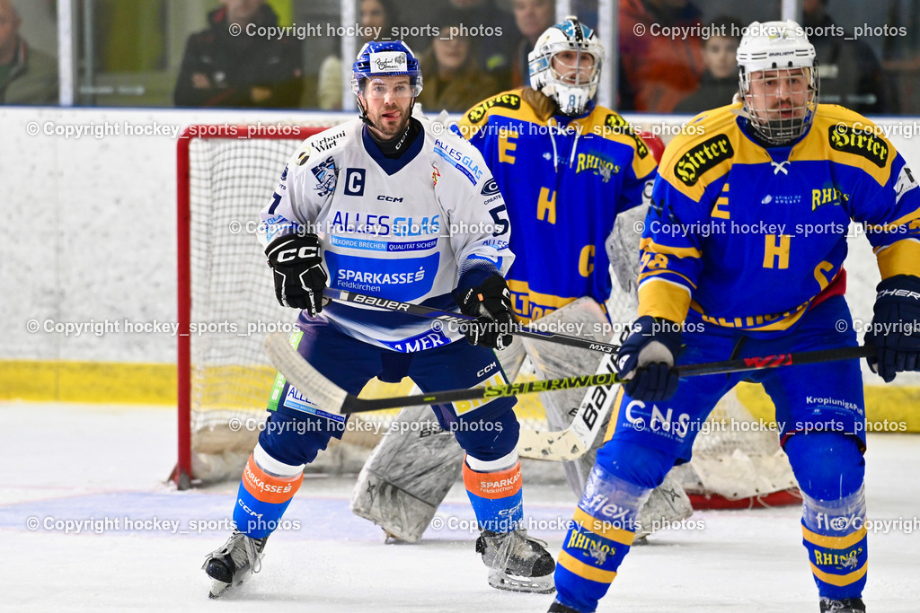 1. EHC Althofen vs. ESC Sparkasse Steindorf  | #58 Goritschnig Martin EHC Althofen, #57 Wilfan Franz ESC Steindorf, #1 Adamitsch Anja EHC Althofen, 1. EHC Althofen vs. ESC Sparkasse Steindorf , 1. EHC Althofen vs. ESC Sparkasse Steindorf  am 08.03.2026 in Althofen (Stadthalle Althofen), Austria, (Photo by Bernd Stefan)