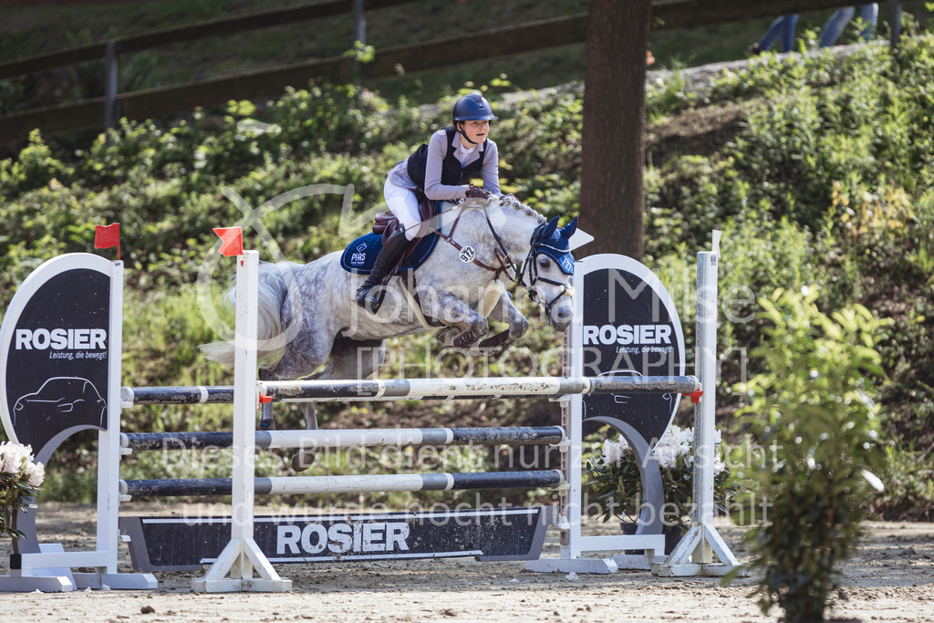 240519_Kalthof_Ponytrophy-231 | Deine schönsten Turniermomente als professionelle Fotos! Entdecke hochwertige Pferdesport-Fotografie im Online-Shop. Jetzt Fotos finden & bestellen!