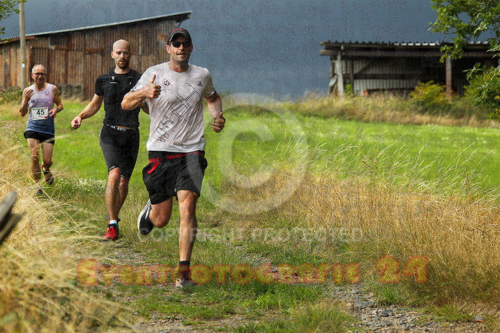250801_1852_EV4_7628 | Sportfotografie im Rhein-Sieg Kreis, Köln, Bonn, NRW, Rheinland Pfalz, Hessen, etc. Unser Tätigkeitsfeld umfasst den Laufsport vom Volkslauf über den Marathon, Duathlon, Triathon bis zum Ultralauf wie Kölnpfad Ultra oder Schindertrail.