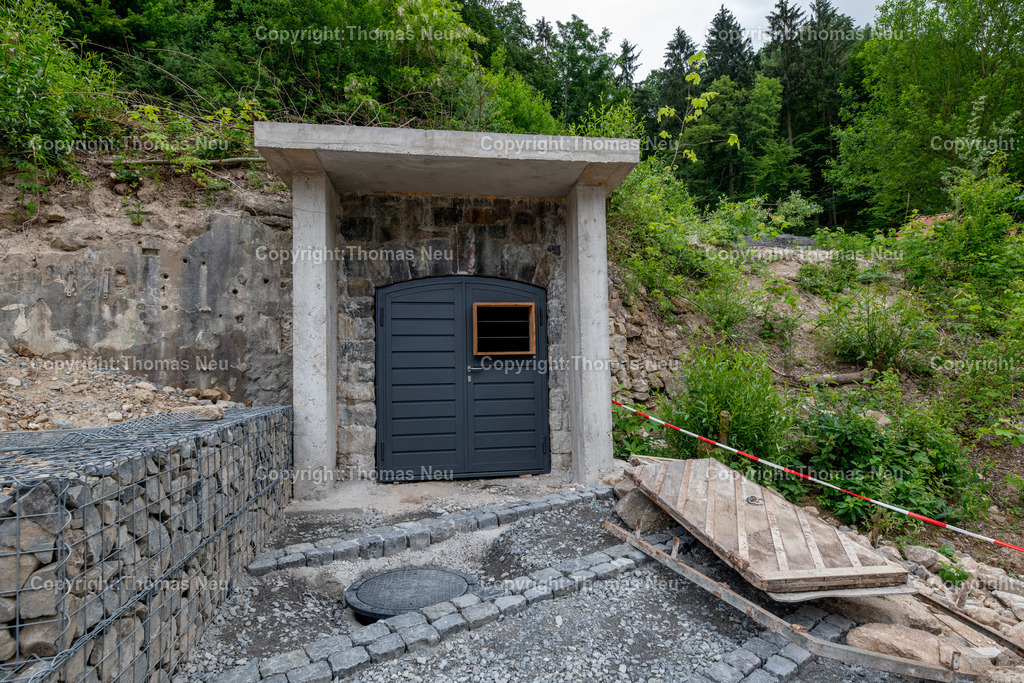 DSC_2325 | Bensheim, Hochstaedten, Außengaelände des Hochstädter Hauses wird gestaltet, auch der Eingang zum Marmoritstollen ist fertig, ,, Bild: Thomas Neu