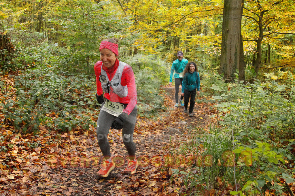 251026_1302_EV4_6396 | Sportfotografie im Rhein-Sieg Kreis, Köln, Bonn, NRW, Rheinland Pfalz, Hessen, etc. Unser Tätigkeitsfeld umfasst den Laufsport vom Volkslauf über den Marathon, Duathlon, Triathon bis zum Ultralauf wie Kölnpfad Ultra oder Schindertrail.