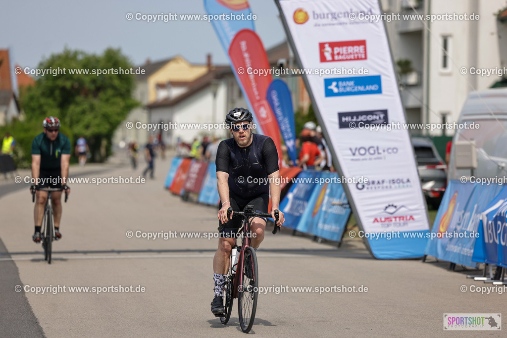 VJ__9397 | Neusiedlersee Radmarathon 2026@sportshot_your_pictrs #yourpictures#roadtowm2029 #nrm #neusiedlerseeradmarathon #neusiedlersee #neusiedlerseetourismus #burgenland #mörbisch #nrm26 #burgenlandtourismus #voglundco #poweredbyburgenlandtourismus #radsport #rad #marathon #ucigranfondo #visitburgenland #ucigranfondoworldseries