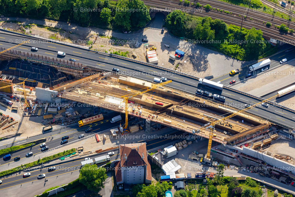 Luftbild Duisburg-4527 | Luftbildfotografie und Luftbilder Baustelle an der Verkehrsführung am Autobahnkreuz der BAB A40 - 3 " Kreuz Kaiserberg " in Duisburg im Bundesland Nordrhein-Westfalen, Deutschland - Realisiert mit Pictrs.com