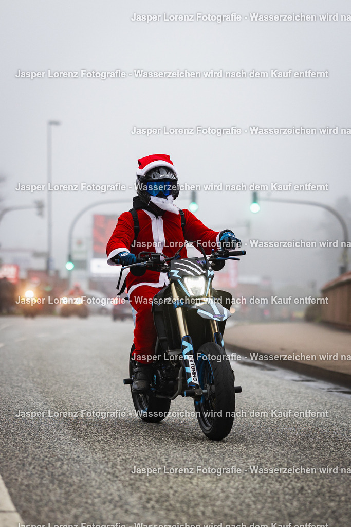 X-Mas Ride I Kiel I 2025 | Jasper Lorenz Fotografie - Realisiert mit Pictrs.com