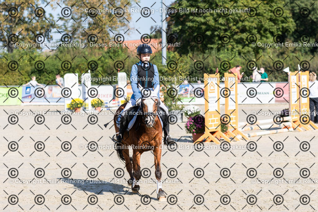 CL5A0139 | Emilia Reinking Fotografie - Realisiert mit Pictrs.com