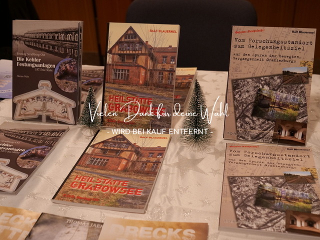 P1406300 | Fotografie für »mehr« Persönlichkeit ... von Anfang an - authentisch natürlich emotional - Geburt, Kinder und Familie, Entrepreneure, Kreative, Kamera-Scheue, Interessierte. Mit Empathie und ohne Posen erstelle ich Bilder mit "Wieder-Erkennungs-Gefühl".