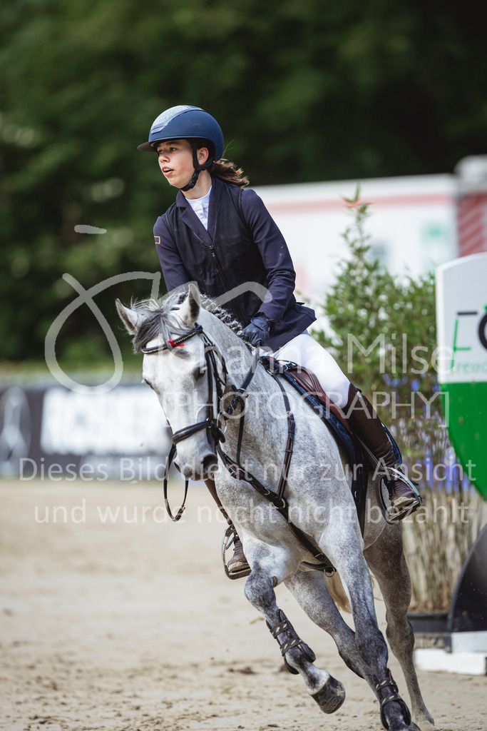 240519_Kalthof_Ponytrophy-156 | Deine schönsten Turniermomente als professionelle Fotos! Entdecke hochwertige Pferdesport-Fotografie im Online-Shop. Jetzt Fotos finden & bestellen!