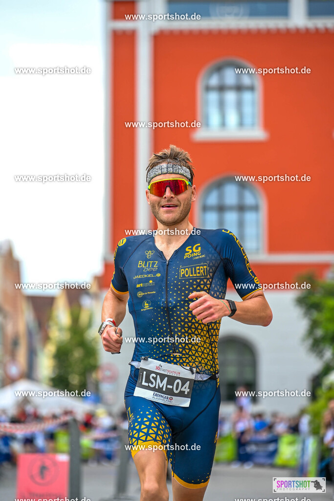 SZI_5535 | Stadttriathlon Erding 2025. #yourpictrs #sportshot_your_pictrs @Sportshotphotography #stadttriathlonerding Copyright: www.sportshot.de