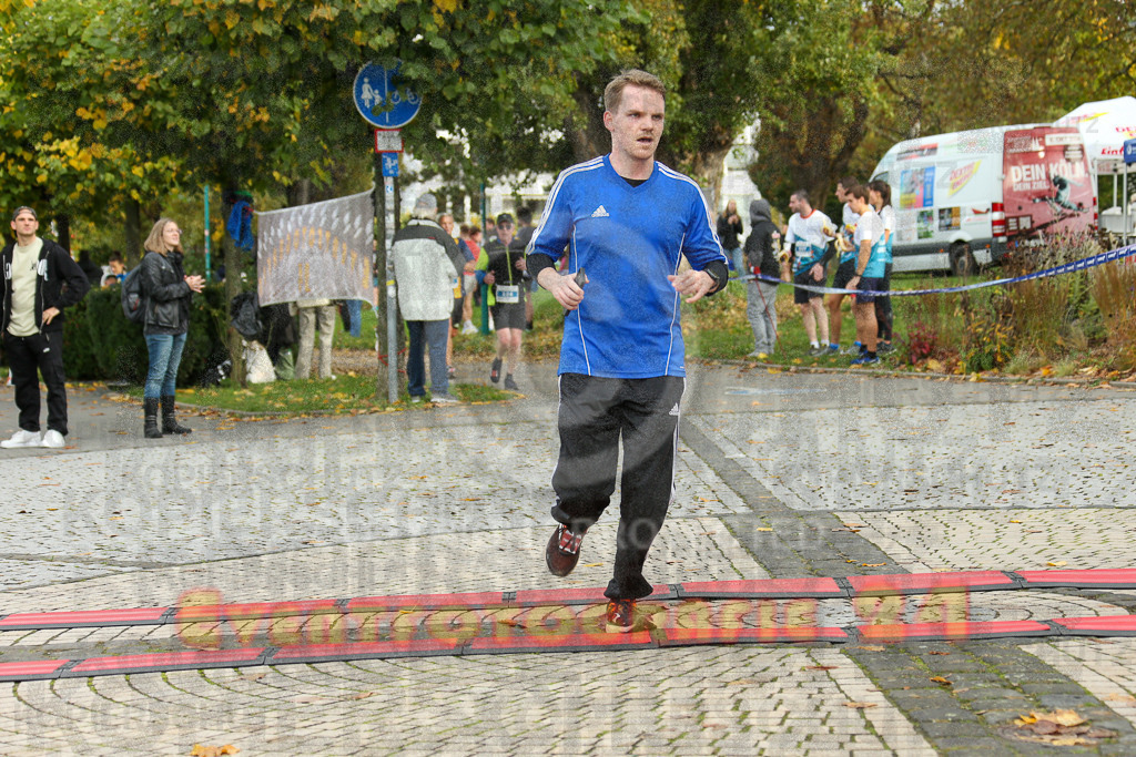241020_1013_EX1_8229 | Sportfotografie im Rhein-Sieg Kreis, Köln, Bonn, NRW, Rheinland Pfalz, Hessen, etc. Unser Tätigkeitsfeld umfasst den Laufsport vom Volkslauf über den Marathon, Duathlon, Triathon bis zum Ultralauf wie Kölnpfad Ultra oder Schindertrail.