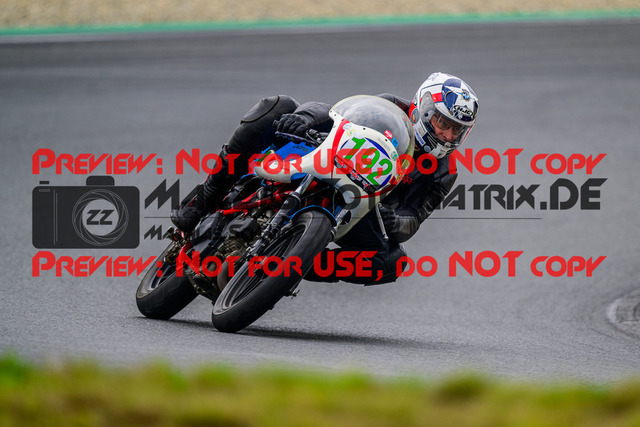 MaZZes_FotoMatrix_240724_6007705_4761 | GRUEN