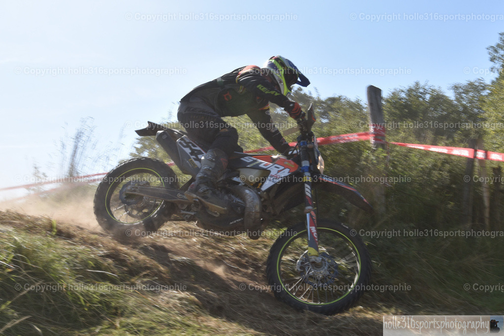 DSC_0270 | Sportfotografie , Motorsport, Motoross, Reitsport, Mointainbike, Enduro,
Landschaft , Outdoor, Eventfotografie, Landschaft, Bilder online bestellen - Realisiert mit Pictrs.com