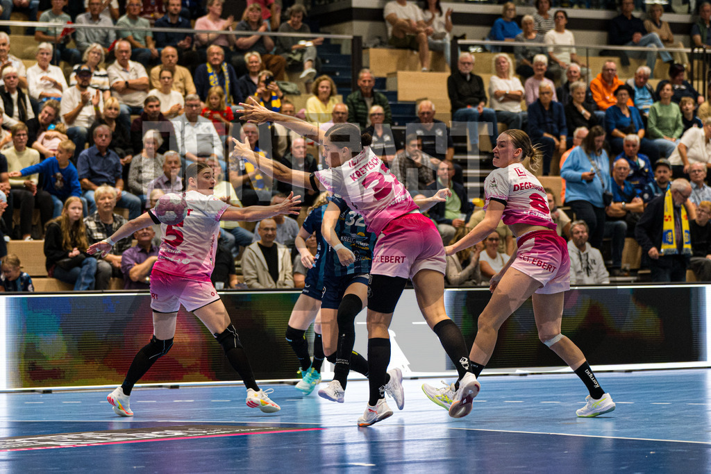 Handball I Frauen I Saison 2026-2027 I Bundesliga I Buxtehuder SV - HSG Bensheim-Auerbach | CONTRAST ZERØ MEDIA - Realisiert mit Pictrs.com
