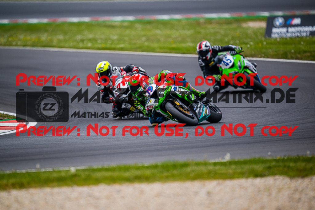 MaZZes_FotoMatrix_220508_94357 | Fotograf Mathias Schmid
Sportfotograf,
Eventfotograf,
Hochzeitsfotograf,
Portraitfotograf