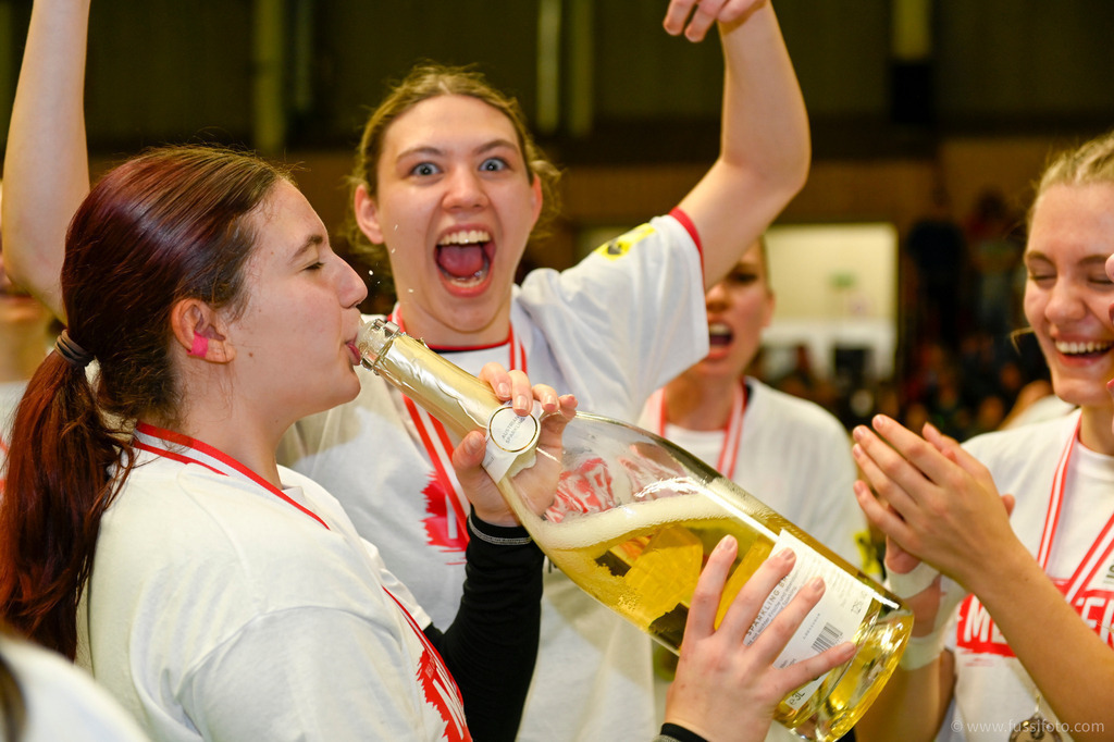 _DSC9910 | "Fussifoto.com – Ihr Ansprechpartner für hochwertige Fotografie! Entdecken Sie kreative Bilder und professionelle Dienstleistungen. Kontaktieren Sie uns für Ihre Projekte!"