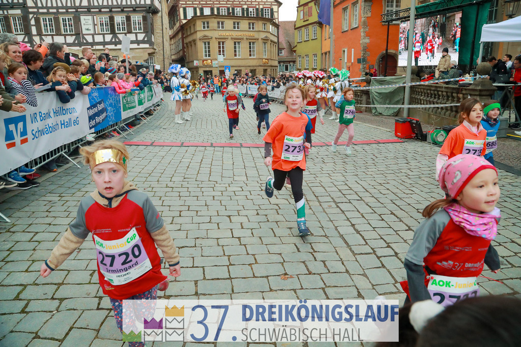 AOK JuniorCup 400m | 3Koenigslauf 2023 - Realisiert mit Pictrs.com