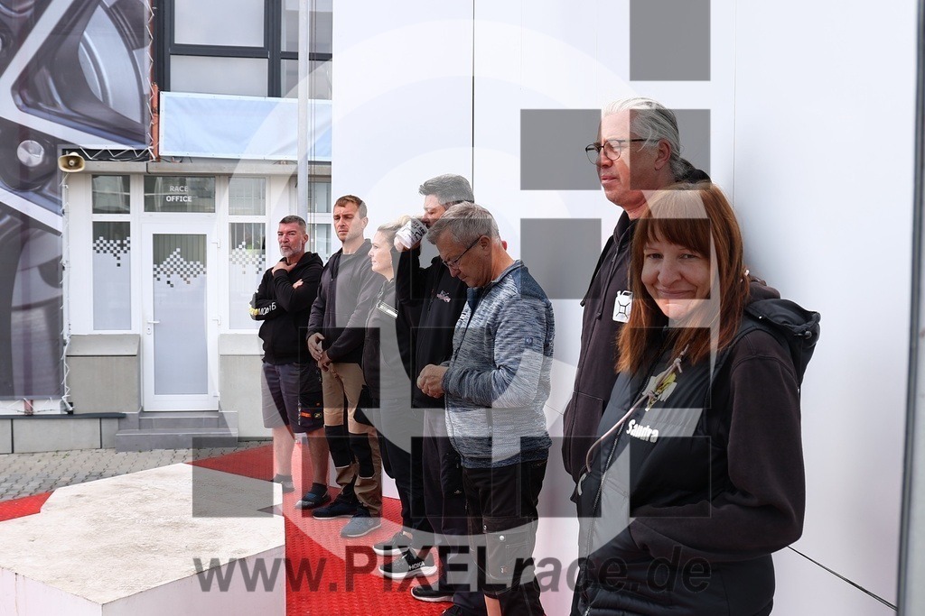 social-20250822_00048 | Schöne Erinnerungen an spannende Momente - das festzuhalten ist unser Job. PIXELrace.de ist seit 2003 auf den Rennstrecken Europas unterwegs um die Action draußen beim Fahren und die wunderbare Stimmung imm Fahrerlager für euch einzufangen.