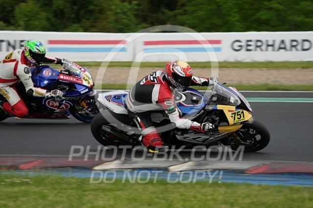 2024_05_25_PBK_26296 | Sportfotografie; SlowMotion; Video; Rennstrecke; Hafeneger; Speer; Racing; RSE; BMW; CBO; Trackday; Motorsportarena; Hockenheimring; Brno; Most; Barcelona; Valencia