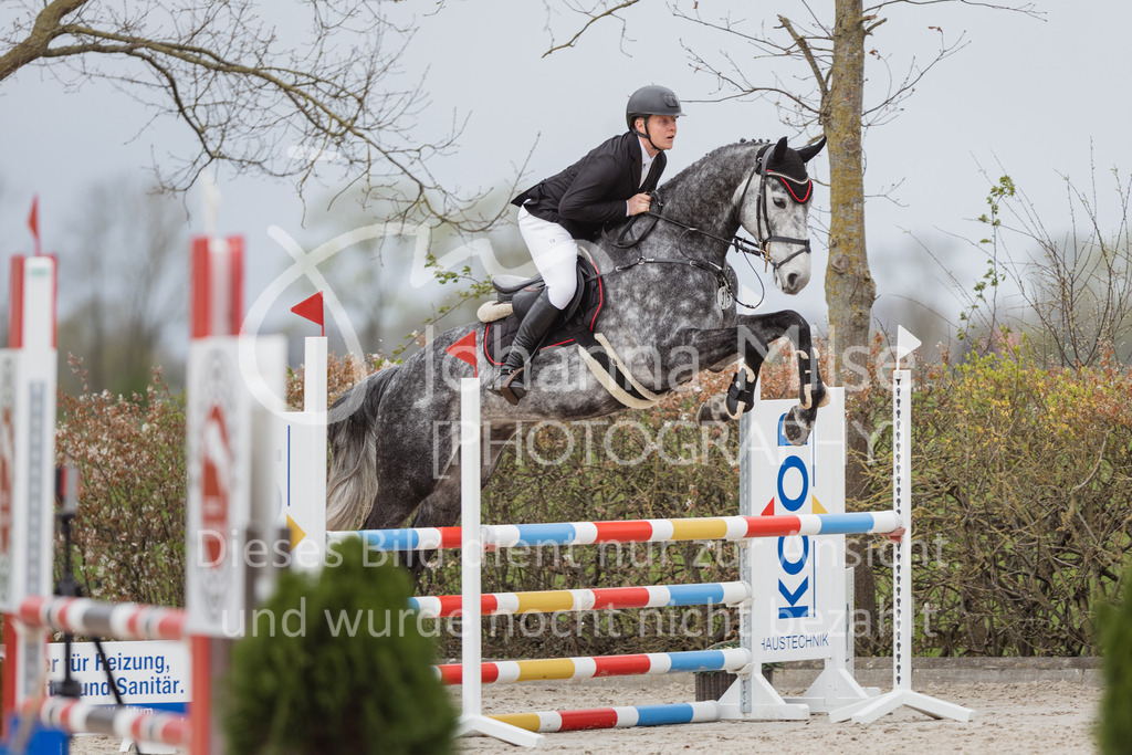 230425_Lemwerder_SprPf-A2St-259 | Deine schönsten Turniermomente als professionelle Fotos! Entdecke hochwertige Pferdesport-Fotografie im Online-Shop. Jetzt Fotos finden & bestellen!