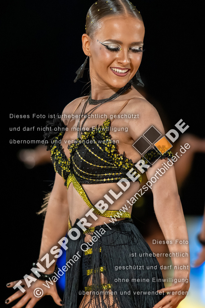 20260322-12161 | Hier finden Sie Tanz Bilder vom Latein und Standard Formationen tanzen. Sportbilder vom Tanzsport. Schöne Fotos und von Weltmeisterschaft, Europameisterschaft, Bundesliga, Regionalliga, Oberliga und Landesliga sowie von GOC Stuttgart, DanceComp, WM Bremen