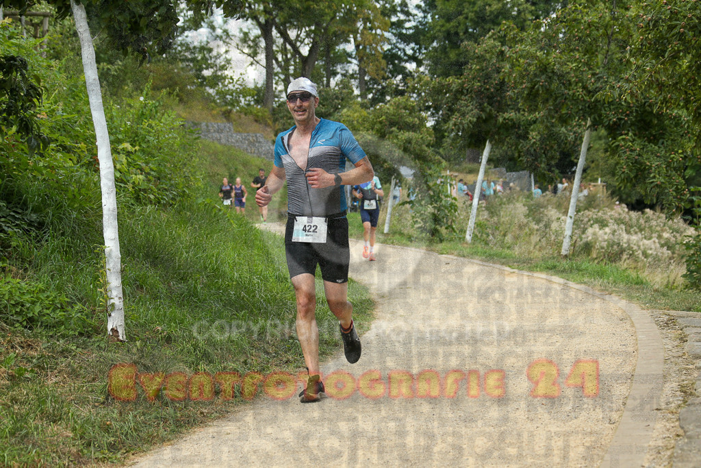 250824_1347_EX1_3665 | Sportfotografie im Rhein-Sieg Kreis, Köln, Bonn, NRW, Rheinland Pfalz, Hessen, etc. Unser Tätigkeitsfeld umfasst den Laufsport vom Volkslauf über den Marathon, Duathlon, Triathon bis zum Ultralauf wie Kölnpfad Ultra oder Schindertrail.