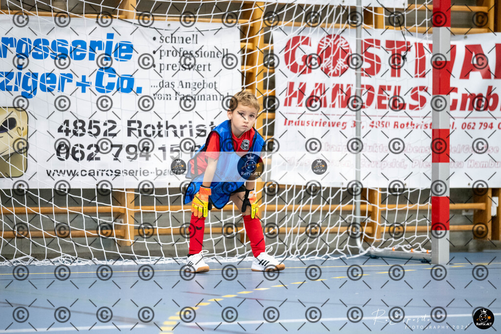 20241124_FCR-Hallenturnier-F1_2_010 | Sport und Naturfotografie von Roberto Esposito zeigt echte Momente Bewegung und die Schönheit der Natur. Ausdrucksstarke Bilder schaffen Emotionen.