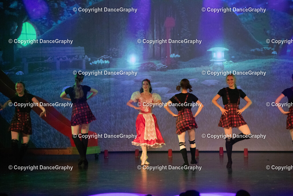 GPHY2031 | DanceGraphy - Realisiert mit Pictrs.com