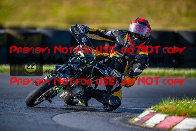 MaZZes_FotoMatrix_240430_6007705_3519 | Fotograf Mathias Schmid
Sportfotograf,
Eventfotograf,
Hochzeitsfotograf,
Portraitfotograf