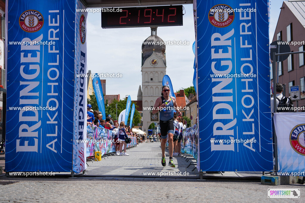 DSC03539 | Stadttriathlon Erding 2025. #yourpictrs #sportshot_your_pictrs @Sportshotphotography #stadttriathlonerding Copyright: www.sportshot.de